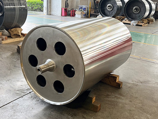 Kulstofstålruller: En omfattende guide til typer, applikationer og vedligeholdelse